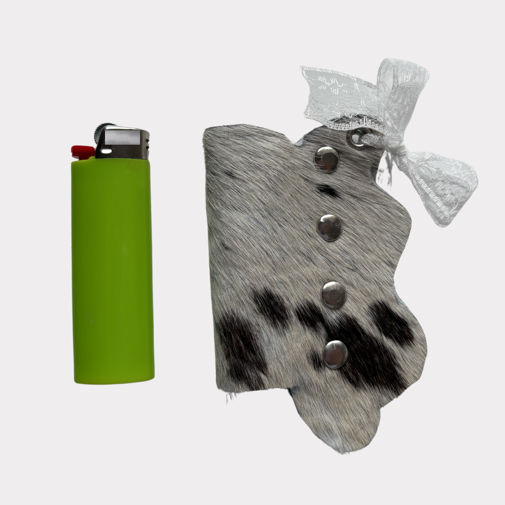 Luna Cow Lighter Case